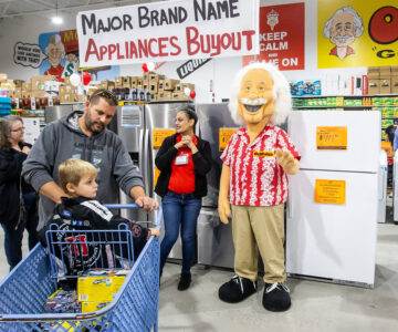Bargains galore: Ollie's pushes retailing growth to 457 stores | News,  Sports, Jobs